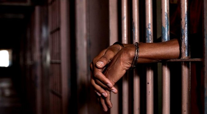 Bénin : Après avoir purgé 5 ans de prison, un jeune homme est innocenté d’un viol!